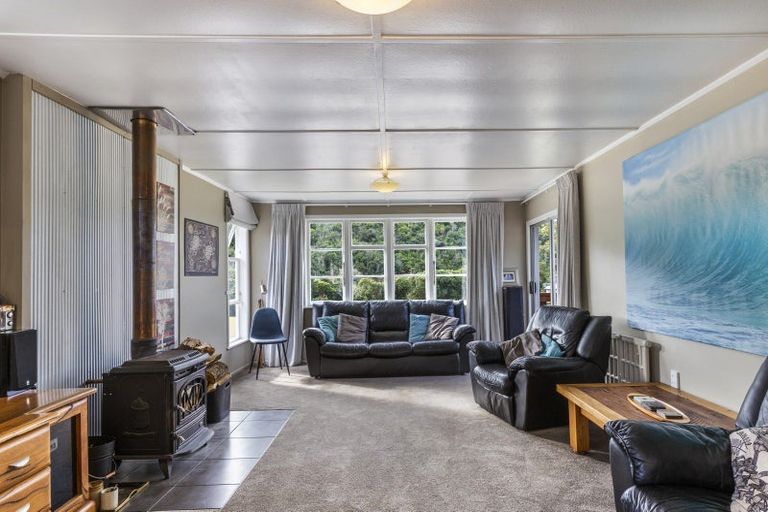 Photo of property in 19 Poriwira Drive, Kuratau, Turangi, 3381