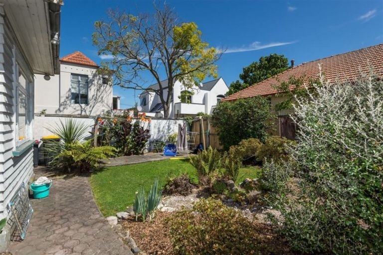 Photo of property in 258 Bealey Avenue, Christchurch Central, Christchurch, 8013