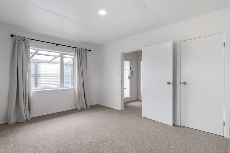 Photo of property in 12 Scott Avenue, Owhata, Rotorua, 3010