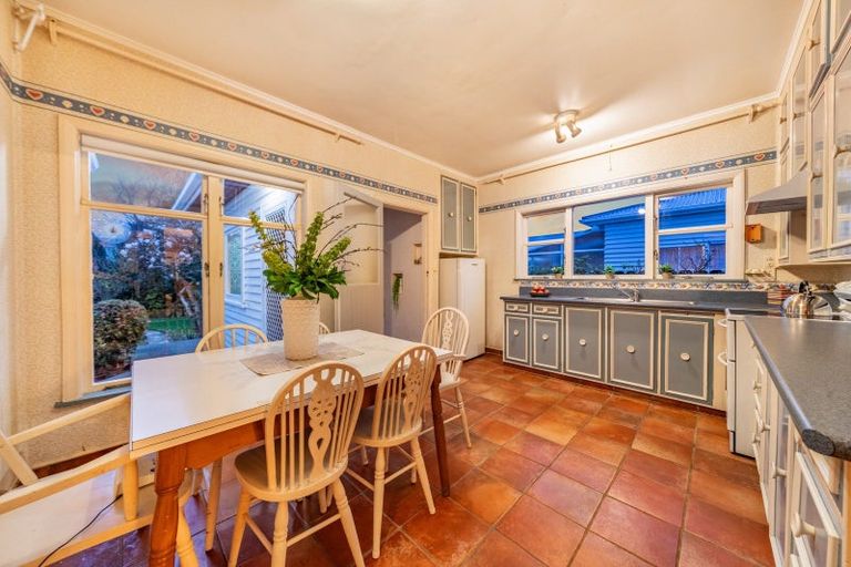 Photo of property in 35 Ropata Crescent, Boulcott, Lower Hutt, 5010