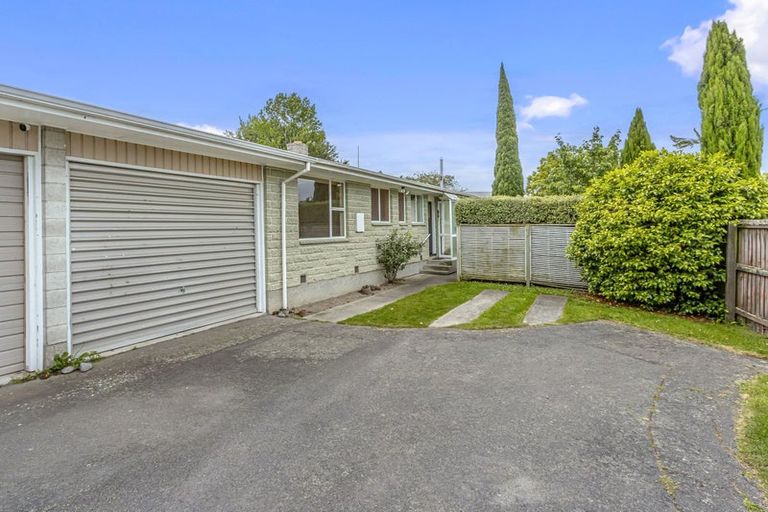 Photo of property in 1/10 Amos Place, Shirley, Christchurch, 8061