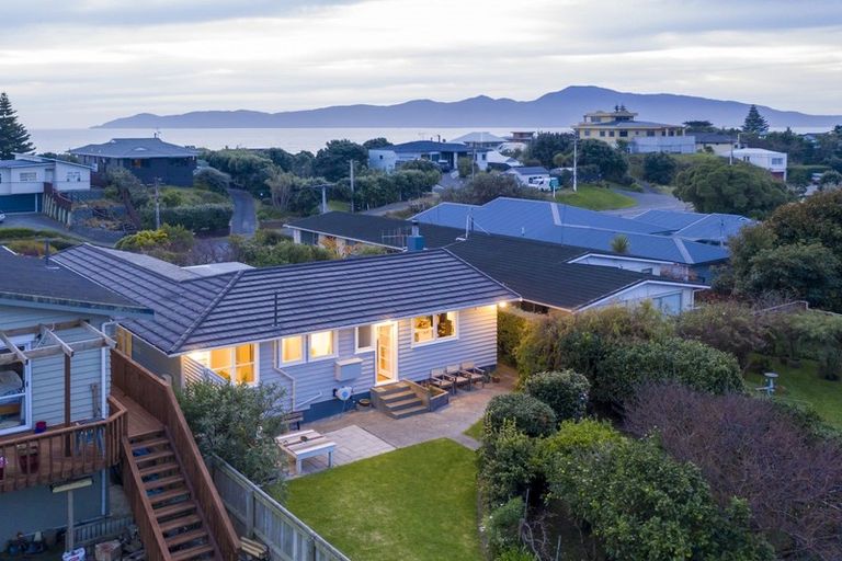 Photo of property in 260 Rosetta Road, Raumati Beach, Paraparaumu, 5032