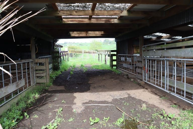 Photo of property in 1060 Mountain Road, Waiongana, Inglewood, 4389