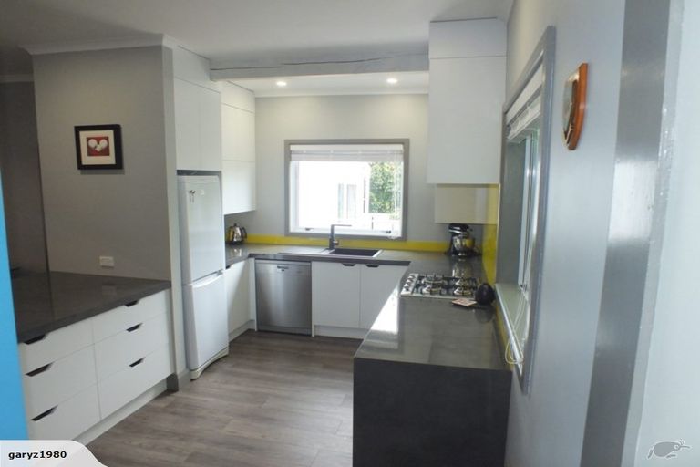 Photo of property in 22 Enfield Road, Hospital Hill, Napier, 4110