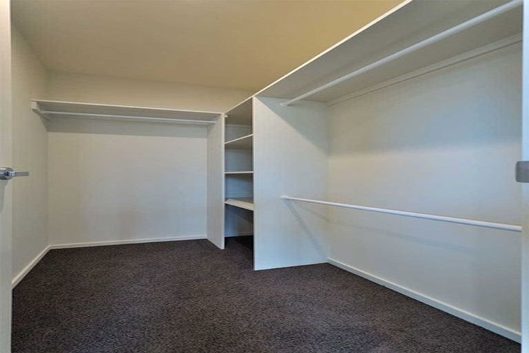 Photo of property in 2 Keeper Close, Woodend, 7610