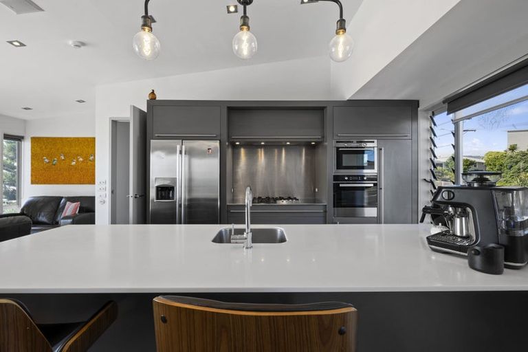 Photo of property in 90b Buller Street, New Plymouth, 4312