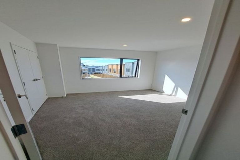 Photo of property in 7/36 Westgate Drive, Westgate, Auckland, 0614