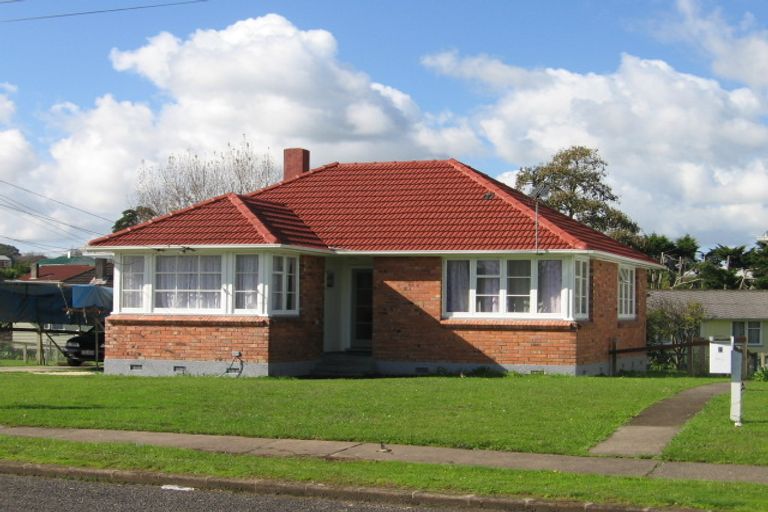 Photo of property in 11 Guthrey Place, Otara, Auckland, 2023