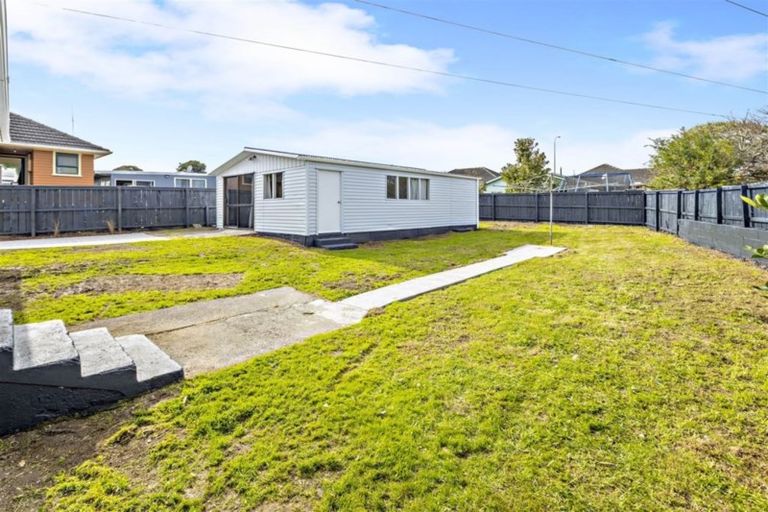 Photo of property in 104 Fisher Crescent, Otara, Auckland, 2023