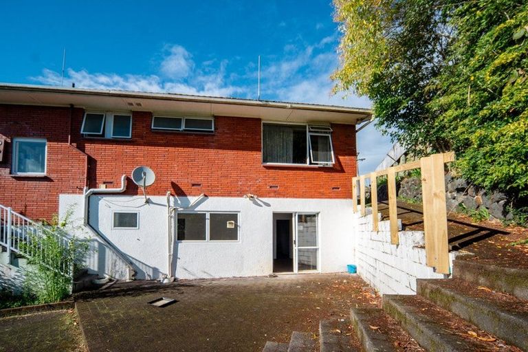 Photo of property in 3 O'donoghue Street, Hillcrest, Hamilton, 3216