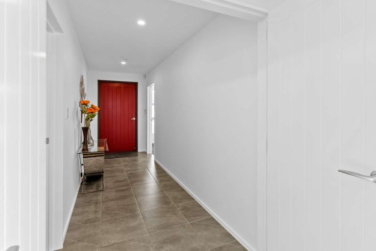 Photo of property in 32 Sutherland Drive, Kaiapoi, 7630