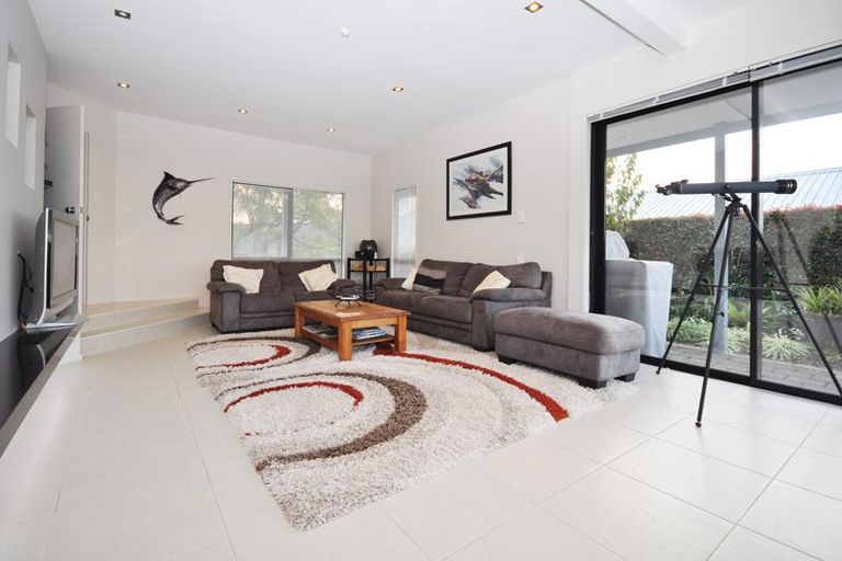 Photo of property in 19 Ridge Road, Tairua, 3508