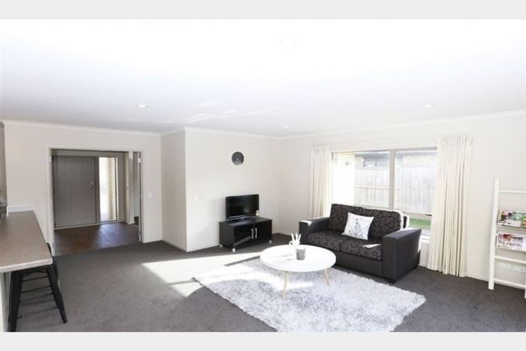 Photo of property in 14 Hector Drive, Rototuna North, Hamilton, 3210