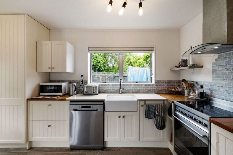 Photo of property in 50b Williams Street, Cambridge, 3434