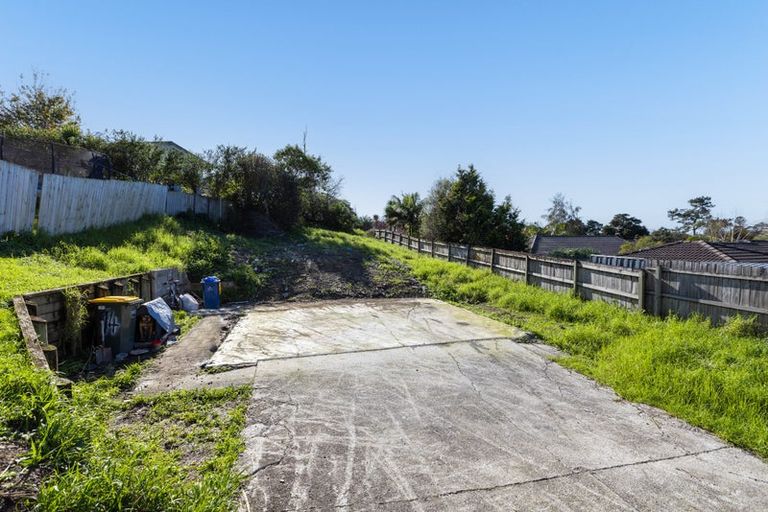 Photo of property in 16 Millstream Drive, Henderson, Auckland, 0610