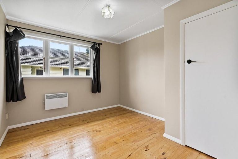 Photo of property in 16 Manchester Street, Patea, 4520