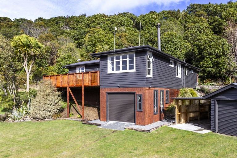 Photo of property in 19 Poriwira Drive, Kuratau, Turangi, 3381
