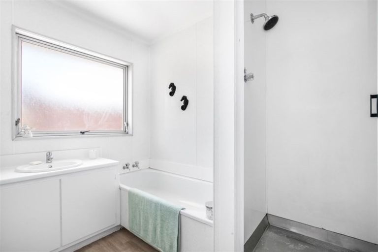 Photo of property in 1/97 Coronation Road, Papatoetoe, Auckland, 2025