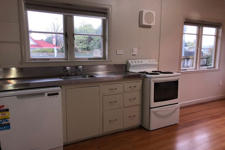 Photo of property in 304 Clarkin Road, Fairfield, Hamilton, 3214