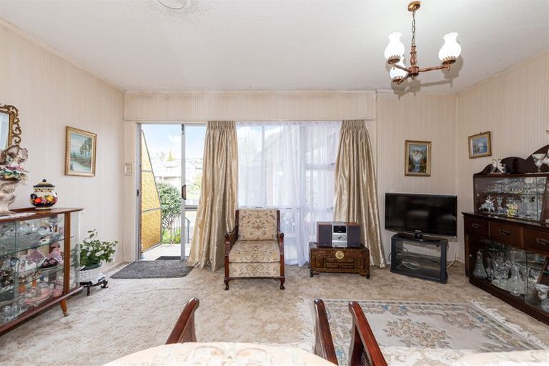 Photo of property in 5/1 Ribblesdale Road, Henderson, Auckland, 0612