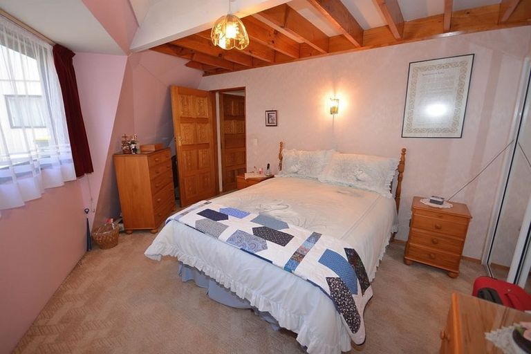 Photo of property in 12 Island View Terrace, Waikanae Beach, Waikanae, 5036