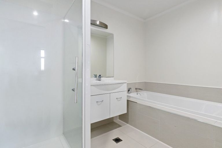 Photo of property in 2/201 Ulster Street, Whitiora, Hamilton, 3200