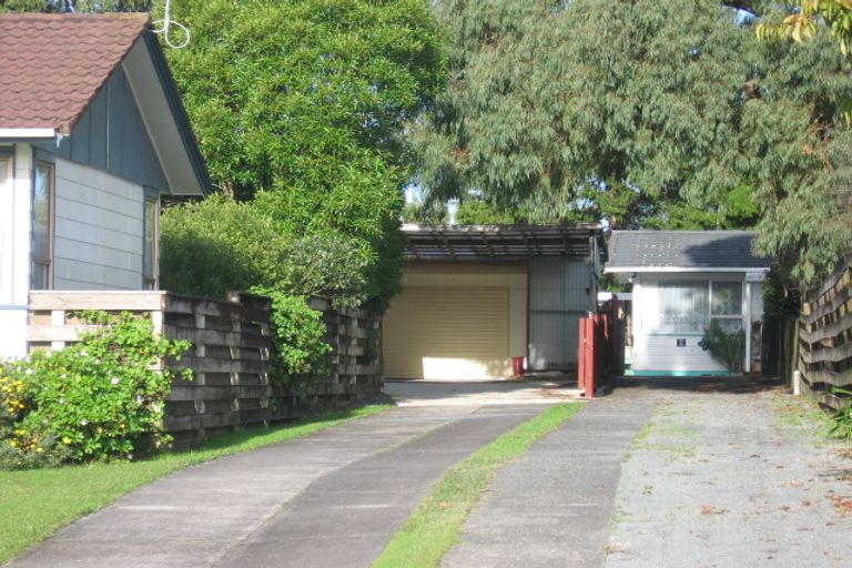 Photo of property in 15 Murillo Place, Henderson, Auckland, 0612