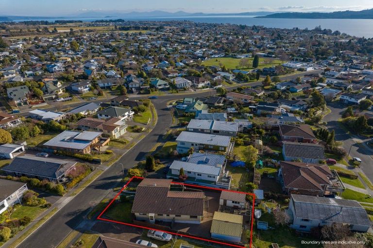 Photo of property in 22 Golders Place, Richmond Heights, Taupo, 3330