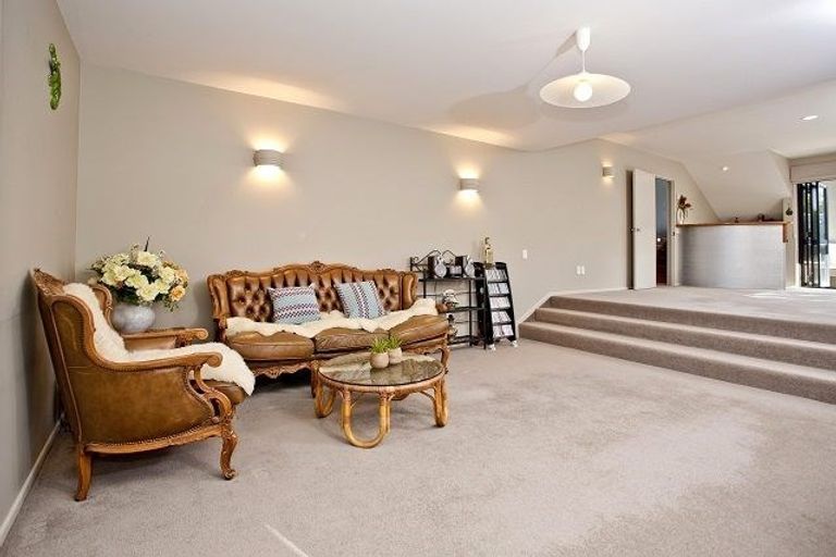 Photo of property in 119 Churchill Road, Rothesay Bay, Auckland, 0630