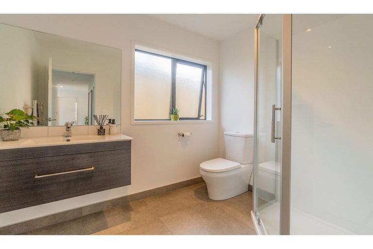 Photo of property in 30 Accolage Boulevard, Kumeu, 0810
