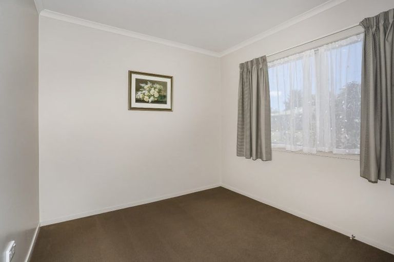 Photo of property in 4/8 Village Place, Tuakau, 2121