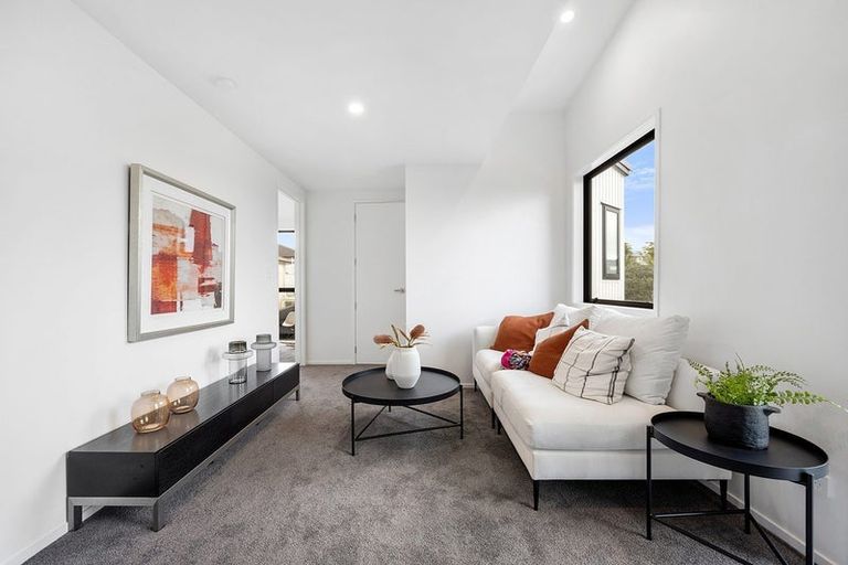 Photo of property in 7/8 Bennett Road, Pakuranga, Auckland, 2010