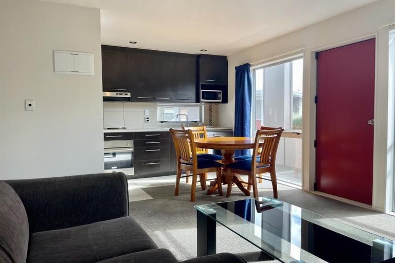 Photo of property in 4/20 Lorne Street, Melville, Hamilton, 3206