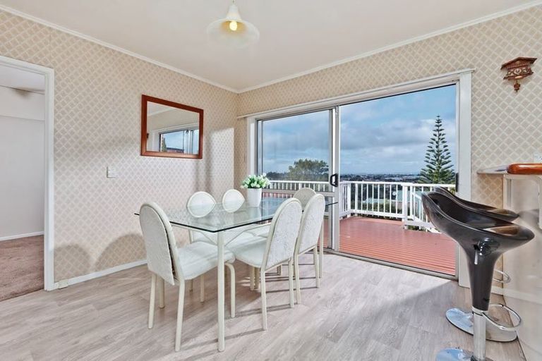 Photo of property in 54 Manuka Road, Glenfield, Auckland, 0629