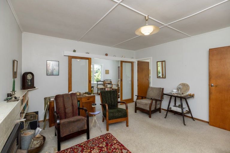 Photo of property in 90-92 Kiwi Road, Raumati Beach, Paraparaumu, 5032