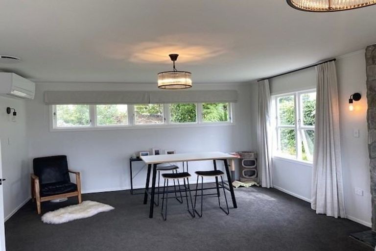 Photo of property in 25 Breton Grove, Kingston, Wellington, 6021