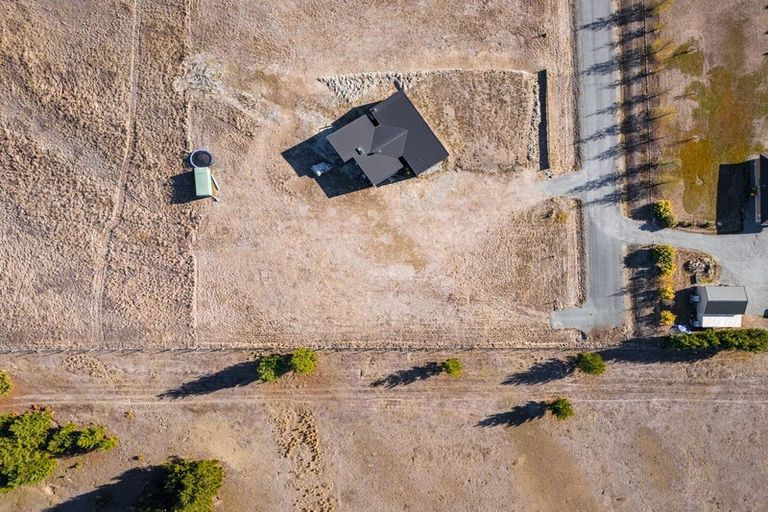 Photo of property in 4 Neuman Road, Twizel, 7901