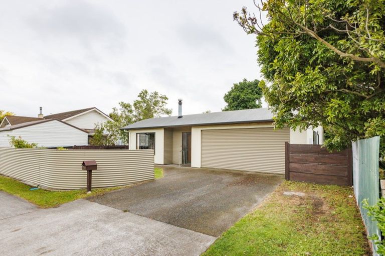 Photo of property in 2a Wellington Street, Feilding, 4702