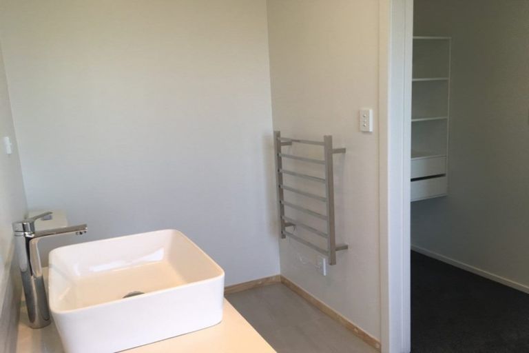 Photo of property in 23 Miharo Crescent, Flagstaff, Hamilton, 3210