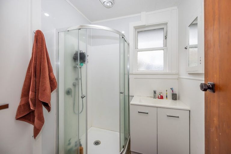 Photo of property in 29 Paul Crescent, Fairfield, Hamilton, 3214