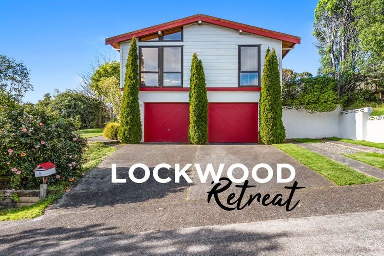 Photo of property in 5 Seymour Grove, Kingsley Heights, Upper Hutt, 5018