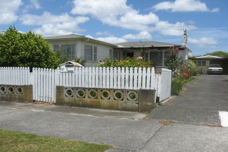 Photo of property in 7 Keith Elliott Street, Feilding, 4702