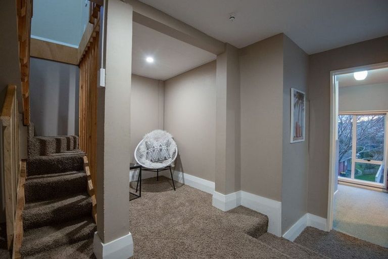 Photo of property in 2a Church Hill Road, Green Island, Dunedin, 9018