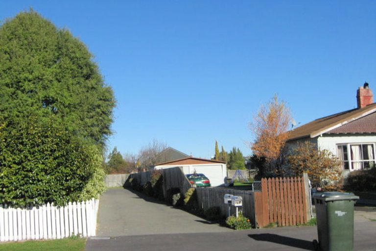 Photo of property in 2/12 Factory Road, Belfast, Christchurch, 8051