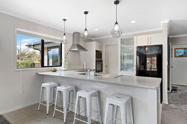 Photo of property in 2 Sunrise Place, Te Aroha, 3320