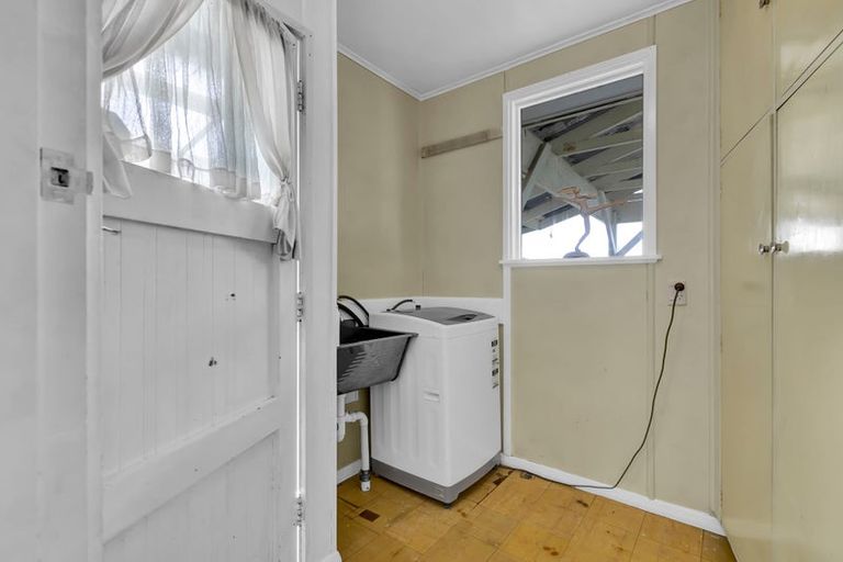 Photo of property in 4 Elizabeth Street, Patea, 4520