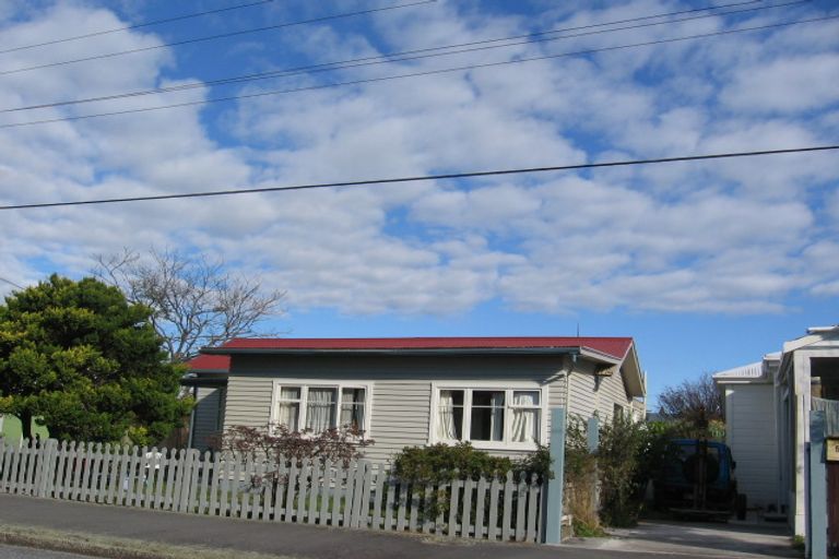 Photo of property in 3 Hector Street, Petone, Lower Hutt, 5012
