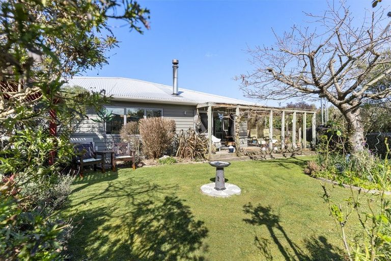 Photo of property in 13 Tararua Crescent, Carterton, 5713