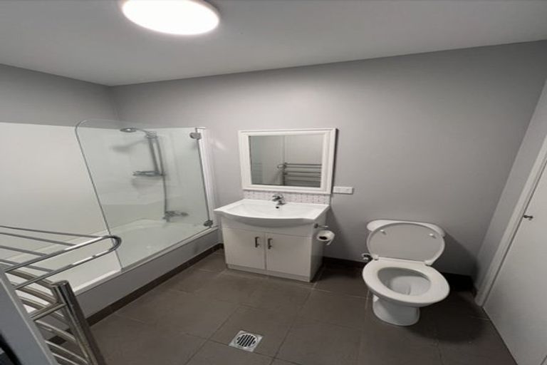 Photo of property in 3/464 Adelaide Road, Berhampore, Wellington, 6023