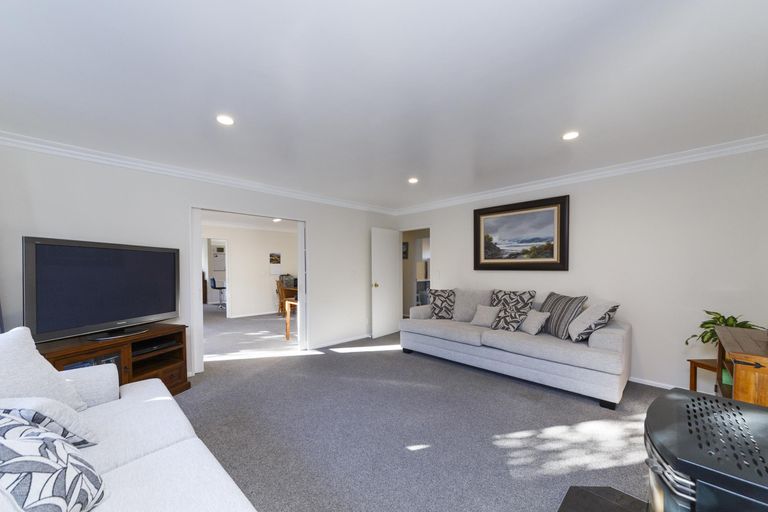 Photo of property in 5 Colorado Crescent, Milson, Palmerston North, 4414